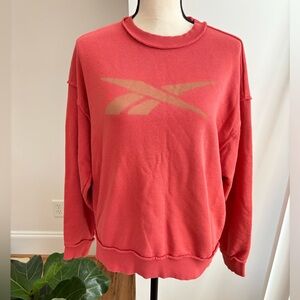 Reebok women’s rhodonite crewneck sweatshirt size small